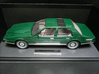 PMC 1:18 Aston Martin Lagonda four door luxury sedan model 1986 dark green - Image 1 of 4