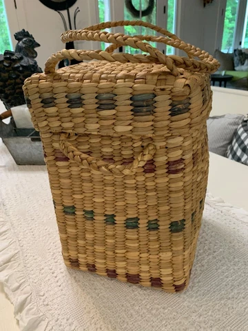Vintage Handled Pop Up Handmade Seagrass Basket With Lid- Unique Cover