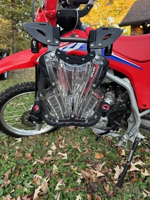 Protector de gallinero todoterreno Thor Guardian Youth MX negro⚠️ Foto 1 de 4