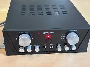 Skytronic Karaoke Digital Amplifier 103.100 inputs for DVD and CD player - Picture 1 of 7