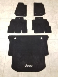 2015 Jeep Genuine Oem Floor And Cargo Carpeted Mats - Picture 1 of 9