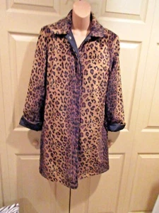ANNE KLEIN WOMENS JACKET SIZE SMALL REVERSIBLE ANIMAL PRINT *BEAUTIFUL COAT* - Picture 1 of 5