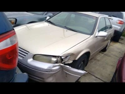 Condensador de CA compatible con 97-01 LEXUS ES300 160553 Foto 1 de 4