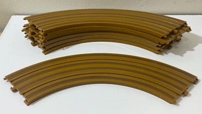 Lote de 7 Bronceados 9" Pulgadas Radio 1/4 Curva HO Ranura Pista Vida Like 433-9927 Rokar Foto 1 de 4