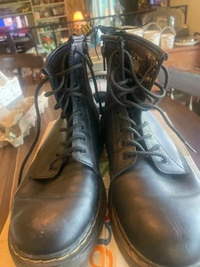 Botas de Combate Doc Martin Air Wair Talla 5 Con Cordones/Cremallera - Imagen 1 de 11