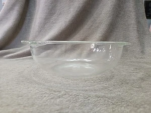 Vintage Pyrex Mixing Bowl Clear Glass 024 2QT Made USA 8.25" 2 Liter 72 oz - Picture 1 of 5