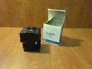 Telemecanique LC1-D253M7 contactor - Picture 1 of 2