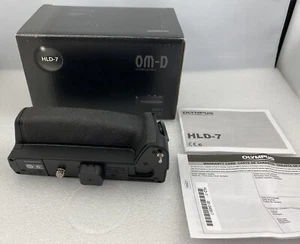(1) FLAMBANT NEUF - BOITE OUVERTE - Support de batterie d'alimentation Olympus HLD-7 pour OM-D E-M1 - Photo 1 sur 7