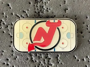 New Jersey Devils Rink NHL Hockey Pin - Imagen 1 de 2