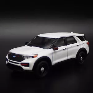 FORD EXPLORER SUV 2020-2025 SCALA 1:64 DIORAMA MODELLINO AUTO PRESSOFUSO DA COLLEZIONE - Foto 1 di 7