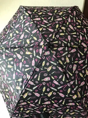 BETSEY JOHNSON NEGRO/MULTICOLOR LÁPIZ LABIAL/VINO/LABIAL ESTAMPADOS PARAGUAS ABIERTO AUTOMÁTICO NUEVO CON ETIQUETAS Foto 1 de 4