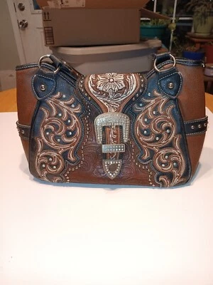 Montana West Concieled carry western purse. - Image 1 of 4