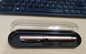 Stylo Plume Couleur Or Avec Nib Extra Fin & Fontaine - Picture 1 of 5