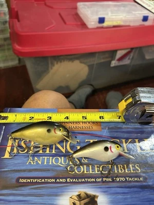 2 VINTAGE COTTON CORDELL BIG O SHALLOW RUNNING CRANKBAITS. BEAUTIFUL COLOR PTRN - Image 1 of 2