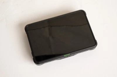 Atomos Shinobi 7-Inch 4K HDMI HDR Photo and Video Monitor Bundle with Power Kit - Image 1 of 4