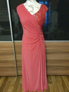 Abendkleid Von Vera Mont Gr.42 mit Pailetten - Bild 1 von 12