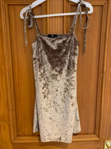 Crushed velvet dress Size 8 - Picture 1 of 1