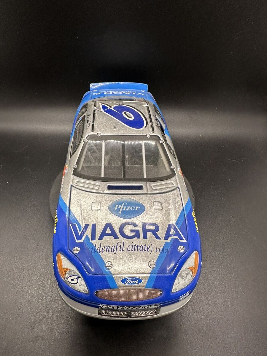 Mark Martin Diecast Racing Cars 1 24 2001 Vehicle Year for