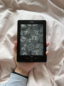 Amazon D01100 Kindle 4th Generation 2GB Wi-Fi 6 inch eBook Reader - Working - Picture 1 of 8