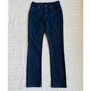 L.L. Bean Classic Favorite Fit Hi Rise Straight Dark Wash Cotton Jeans 2 NEW - Picture 1 of 8