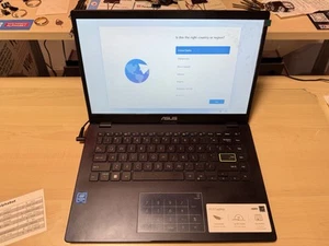Asus Vivobook E410M Win 11 Intel Celeron N4020 1.10GHz 4GB RAM 64GB eMMC 14" - Picture 1 of 3