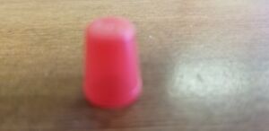 (12 TIPS) RED PLASTIC CONE TIPS FOR SQUEEZE BOTTLE HAMBURGERS/FRIES TABLECRAFT
