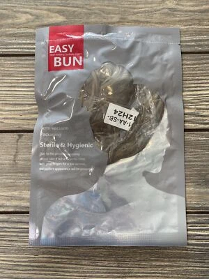 Fibras sintéticas resistentes al calor para cabello castaño Easy Bun  Foto 1 de 2