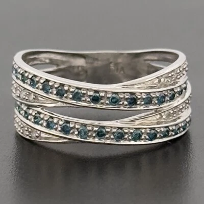 Anillo con racimo de diamantes azules de oro blanco de 9 quilates talla K con sello Foto 1 de 4