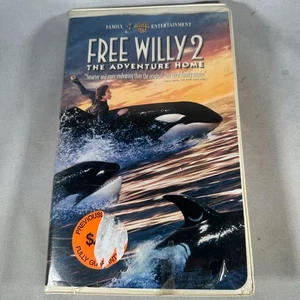 Free Willy 2 The Adventure Home Rated PG Jason James Warner VHS Family - Picture 1 of 3