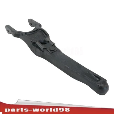 MD747524 Clutch Release Fork For Mitsubishi Outlander Eclipse Lancer Mirage NEW - Image 1 of 4