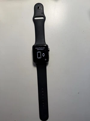 Apple Watch Series 3 42mm Aluminum Silver GPS - Image 1 of 4