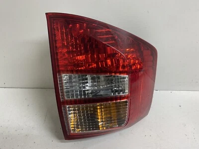 Luz trasera izquierda Isuzu Axiom 2002-2004 lámpara de freno luz trasera OEM Foto 1 de 4