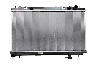 Conjunto radiador TYC 2576 se adapta 03-06 Nissan 350Z Foto 1 de 4