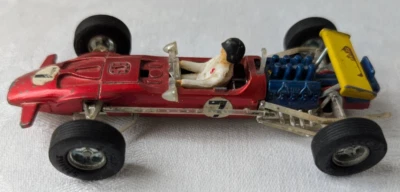 Vintage Dinky Lotus F1 Racing Car # 225 Red 1/32 Scale Driver - Image 1 of 4
