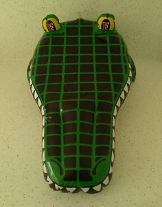 Rare Foster's Lager Inflatable Crocodile Hat - VGC - Picture 1 of 11