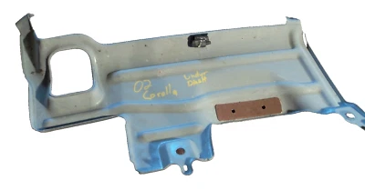 Toyota Corolla 1998-2002 bajo la columna de dirección tablero moldura soporte de metal Foto 1 de 3