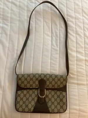 Bolso de Hombro Vintage Gucci Accessory Collection GG Supreme Lona, Usado  Foto 1 de 4