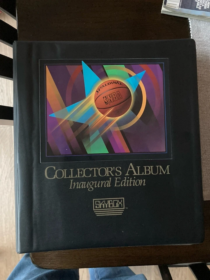 Conjunto completo de cartas 1990-91 NBA Skybox 1-423 em edição inaugural fichário - Imagem 1 de 4