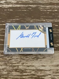 Gerald Ford Pezzi Del Passato Presidente Firmato Taglio Personalizzato Card Autografo - Foto 1 di 4