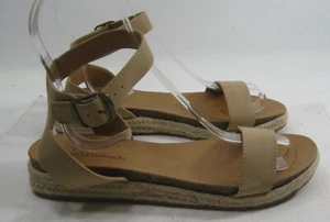City classified brown 1"PLATFORM heel Sandal SLINGBACK STRAP WOMEN Size 8 - Picture 1 of 6