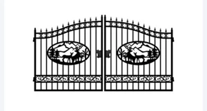 Decorative Metal Gates With Wildlife Scene. - Picture 1 of 1