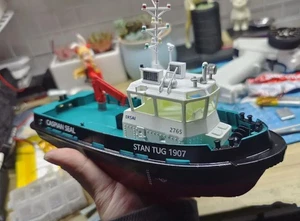 Damen Stan Tug 1907 1:100 221mm 8.7" RC Model Ship Kit - Picture 1 of 18