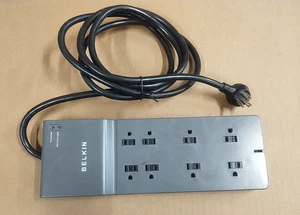 Belkin BE108000-08-CM Striscia di Alimentazione Protezione Soppressore di Sovratensione - Foto 1 di 2