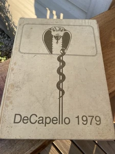 Vintage 1979 S. Miami Senior High School DeCapello JAHRBUCH Miami Florida *beschädigt* - Bild 1 von 17