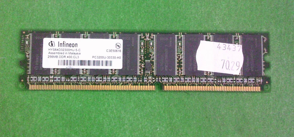 Infineon RAM Arbeitsspeicher DDR 256MB PC3200U-30330 - Bild 1 von 1
