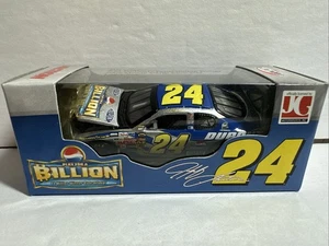 2004 RCCA 1/64 Jeff Gordon DuPont Pepsi Billion Dollar Monte Carlo Club Car - Picture 1 of 4