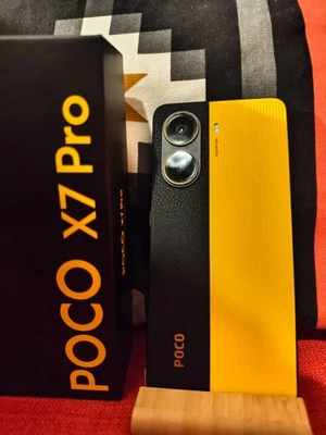 Smartphone Xiaomi POCO X7 PRO 5G- 12.GB RAM - 512.GB ROM - GIALLO NERO + 4 COVER - Immagine 1 di 4