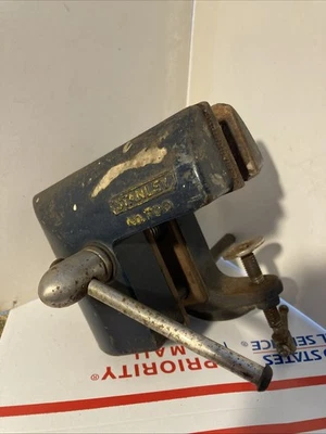 Угловые зажимные тиски Stanley No 700 для деревообработки 5 дюймов сделано в США чугунные инструментальные тиски - Изображение 1 из 4