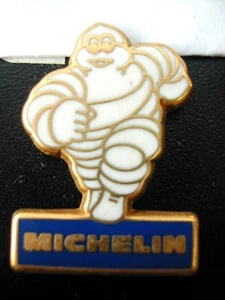 PIN'S PIN FRAISE MICHELIN BIBENDUM EMAIL MICHELIN - Picture 1 of 1