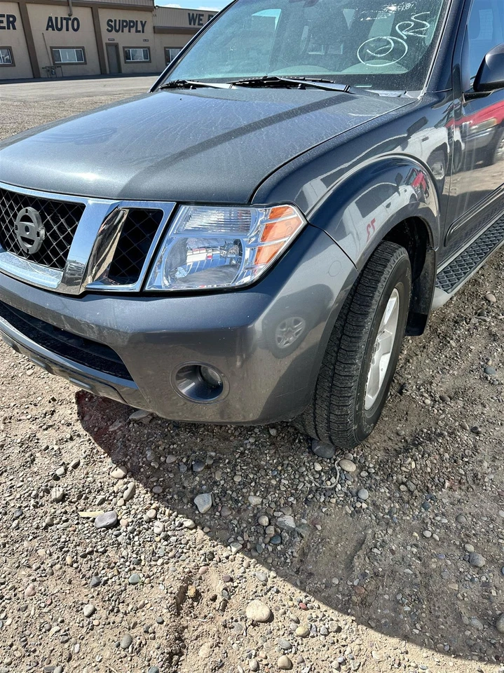 Conjunto de filtro de aire usado se adapta a: Nissan Pathfinder 2011 6 cilindros 4,0 grado A Foto 1 de 4